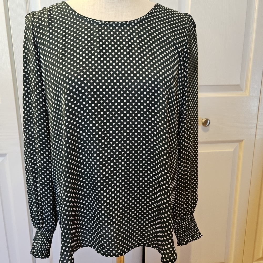 LOFT green and white Polka Dot blouse size M.